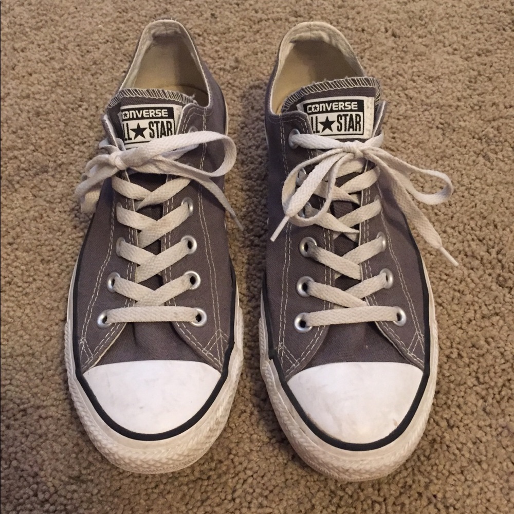 Grey converse. Women’s size 10. (Men’s size 8)